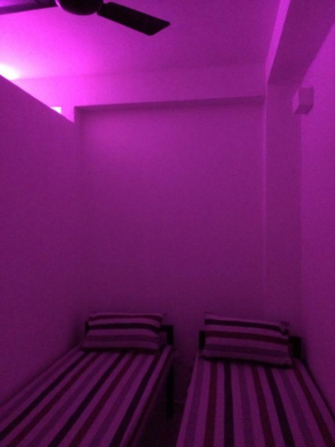 ホテル Rr House コロンボ エクステリア 写真